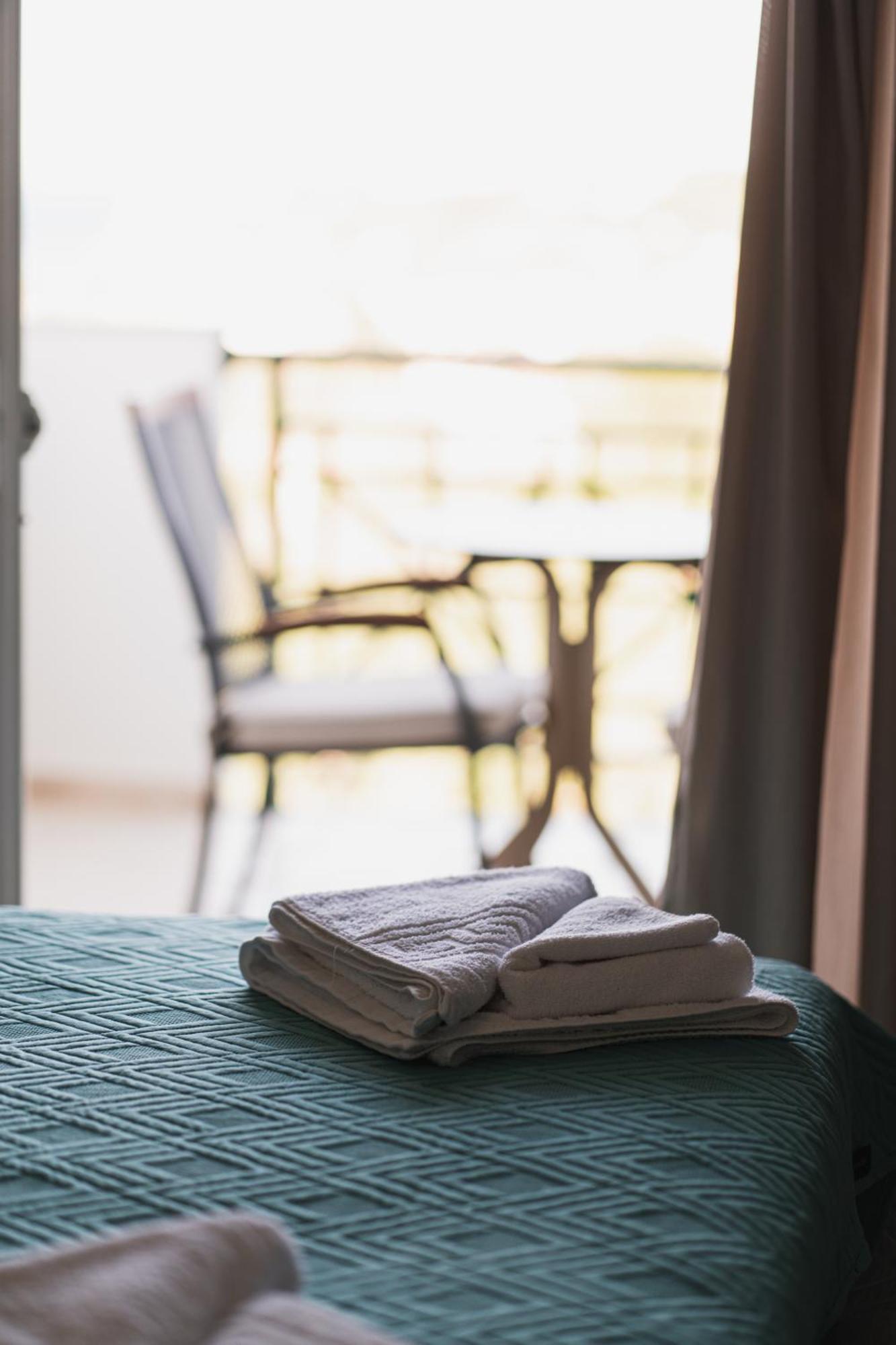 St Nicholas Tsilivi Apts By 