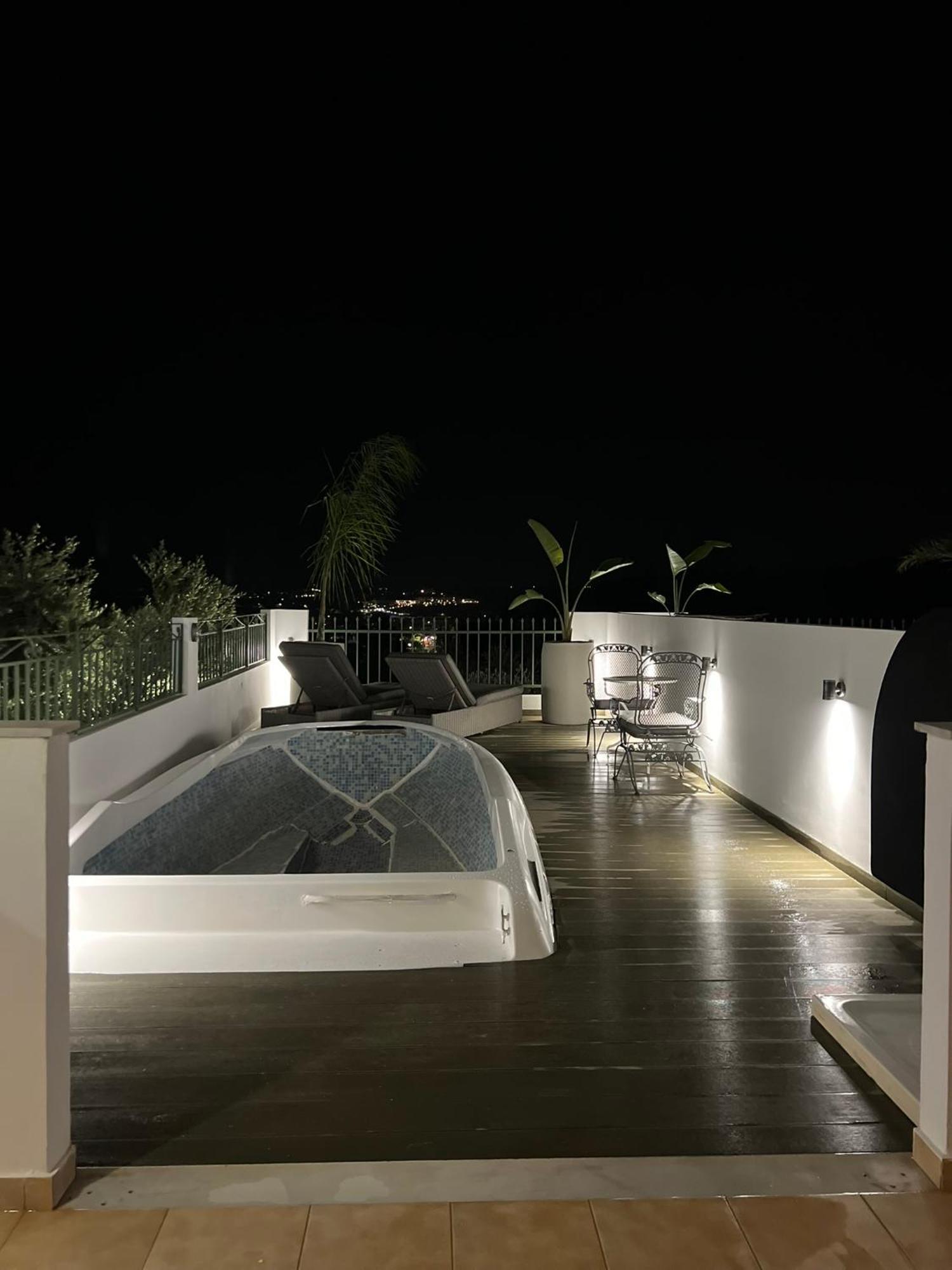 St Nicholas Tsilivi Apts By 